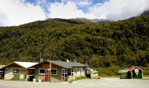 Museum at Gunn's camp - Easyhike